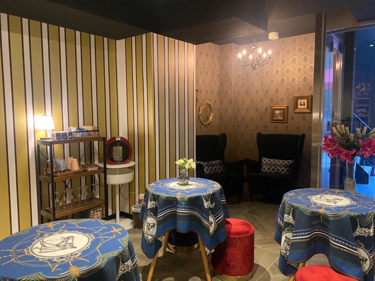 Culti Earl Hotel Oszaka Kültér fotó